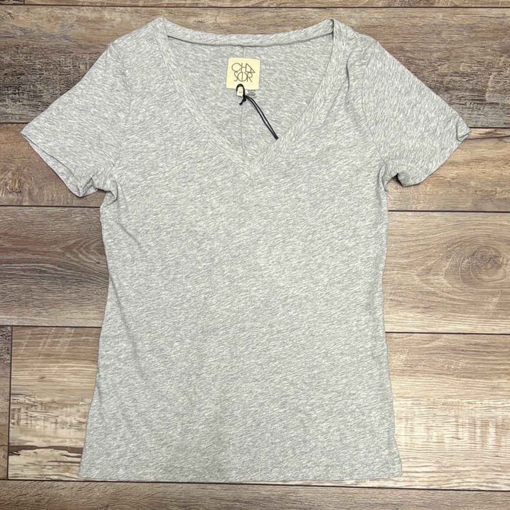 NWT Chaser V Neck Cotton Tee Shirt Medium Heather Gray